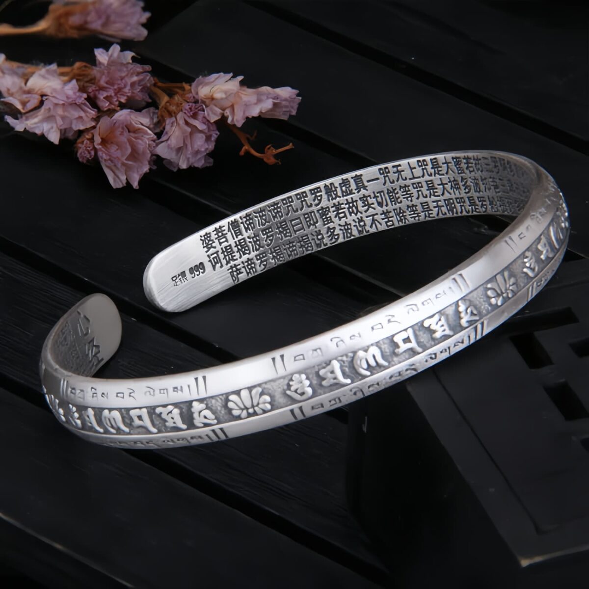 Om Mani Padme Hum Lotus Bracelet in 999 Silver Om Mani Padme Hum Lotus Bracelet in 999 Silver - 3