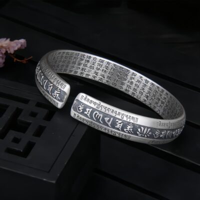 Om Mani Padme Hum Lotus Bracelet in 999 Silver Om Mani Padme Hum Lotus Bracelet in 999 Silver - 5